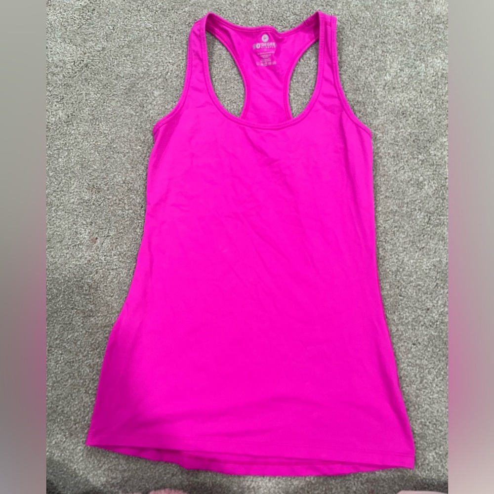 Very stretchy and made for outside and running. Very bright neon pink